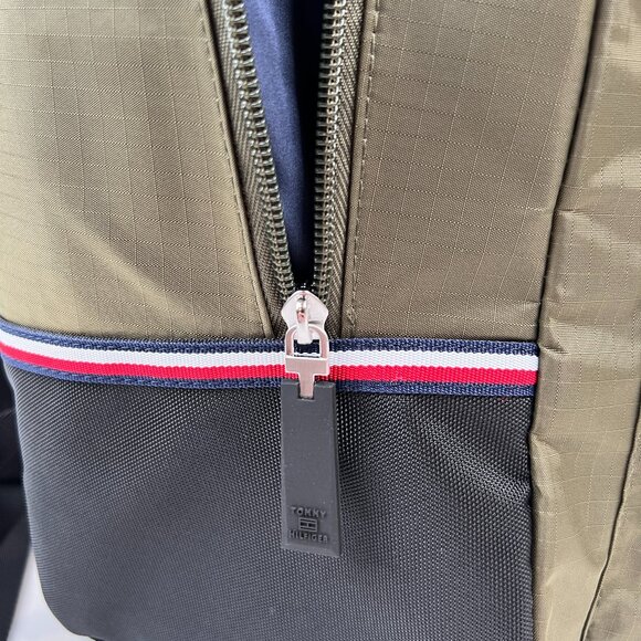 Tommy Hilfiger Unisex Adult Alexander Backpack, Army Green/Black - Picture 9 of 11